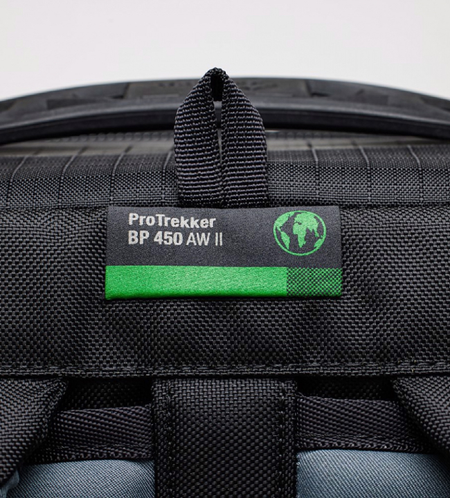 Вместительность рюкзака Lowepro Pro Trekker